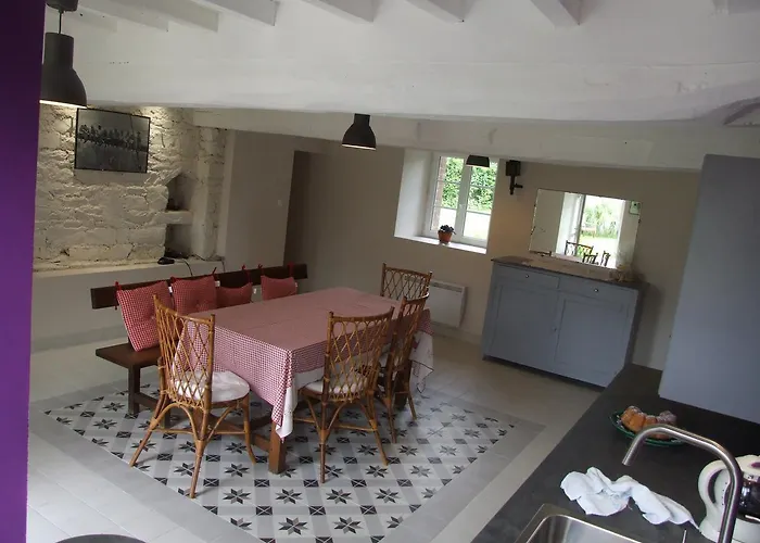 Les Gouleries Bed & Breakfast Dangy